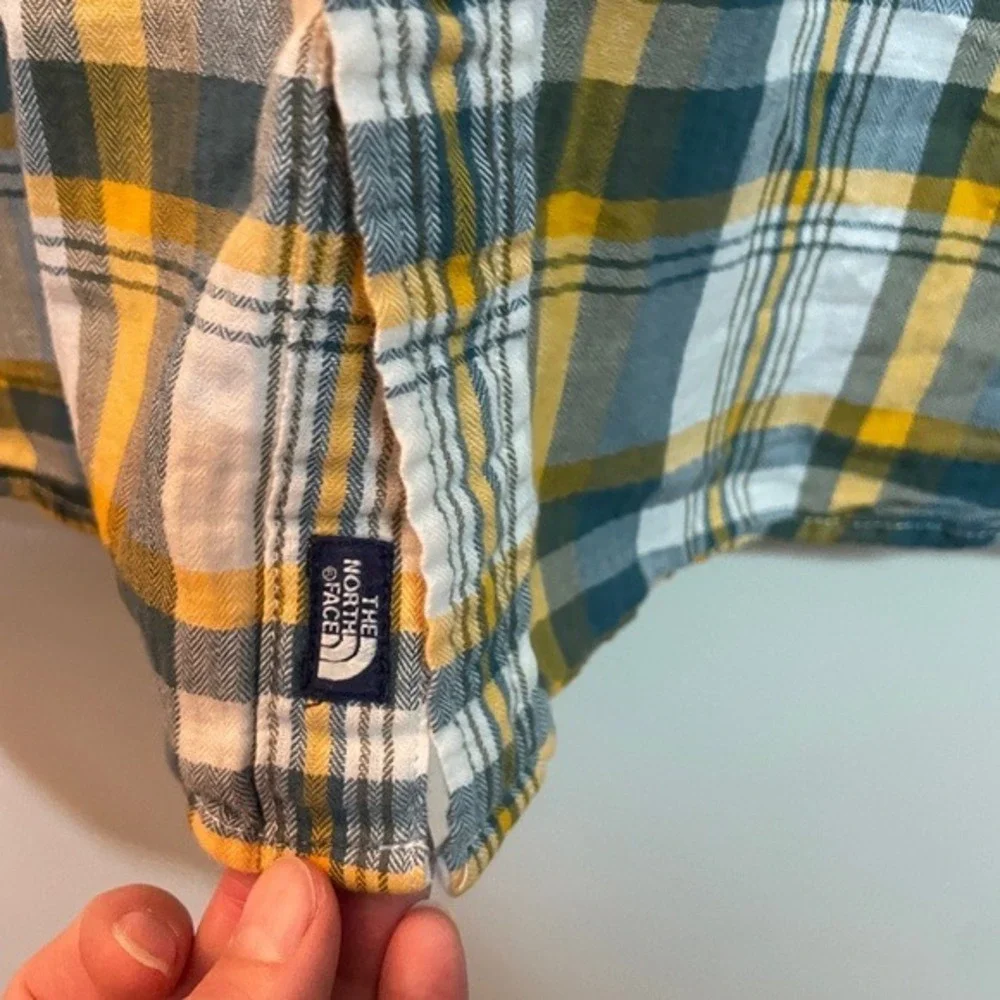 The North Face Mens Plaid‎ Button Down Shirt Yellow Blue Medium